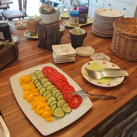 Konukevi Landgasthof Gaensberg 3*