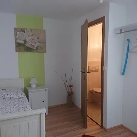 Landgasthof Gaensberg 3*