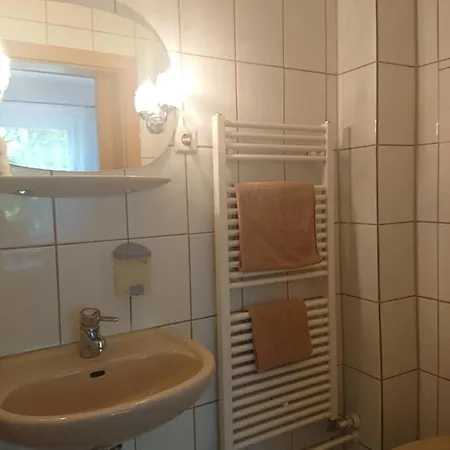 Konukevi Landgasthof Gaensberg 3*