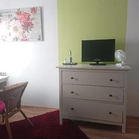 Landgasthof Gaensberg 3*