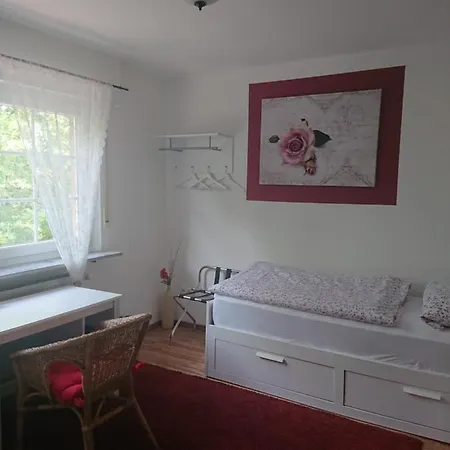 Landgasthof Gaensberg Pensión Wiesloch