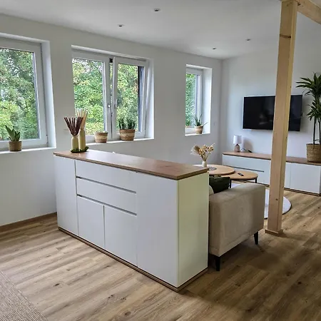 Konukevi Landgasthof Gaensberg Wiesloch